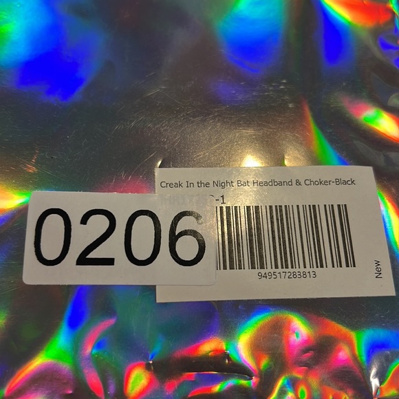 NWT 2 piece set. Bat Headband and Choker - Picture 8 of 8